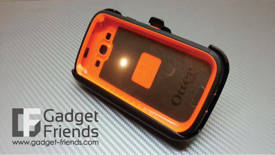 เคส Otterbox Samsung Galaxy S3 Defender Real tree camo ของแท้ 100% มาแล้วสำหรับ Otterbox รุ่น Real Tree สุดฮิต ด้วยลายต้นไม้พร้อมลุยไปทุกสถานการณ์  พร้อม Grip สำหรับพกพาได้สะดวก